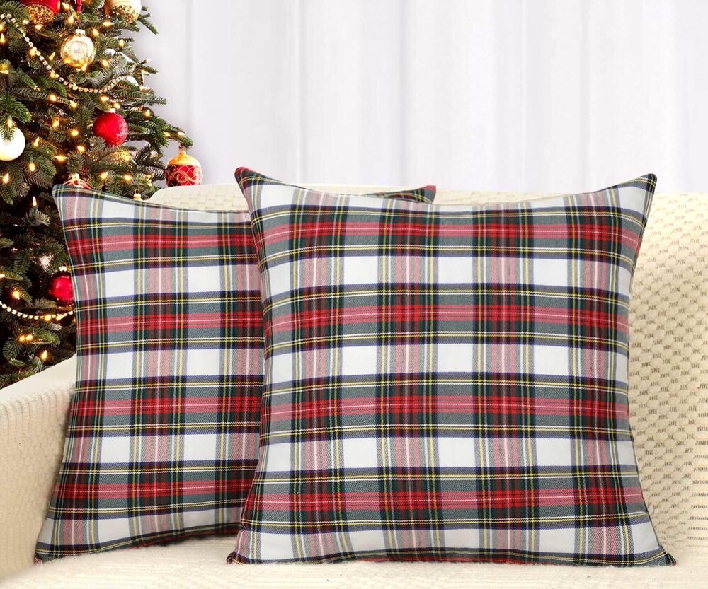 7225 Set of 2 Christmas Scottish Tartan Plaid Throw Pillow Covers Cushion
